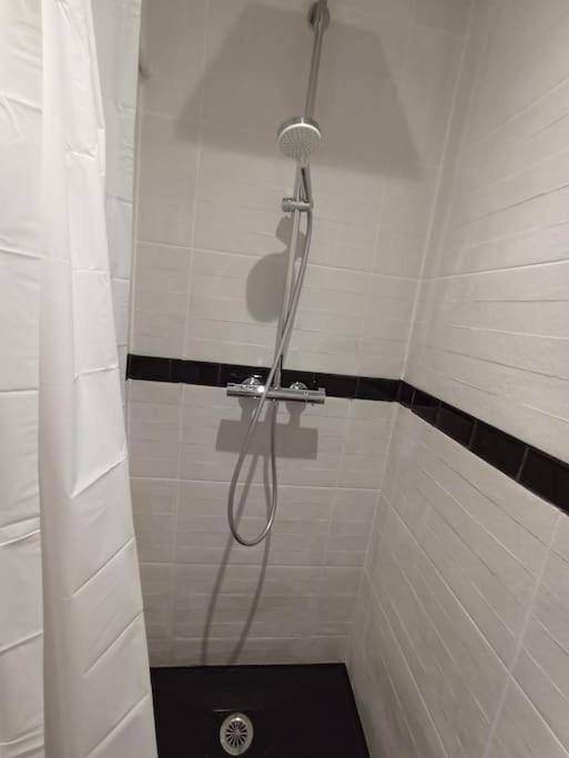 Superbe Appartement Renove A Neuf Centre Bourg 브렘 쉬르 메르 외부 사진